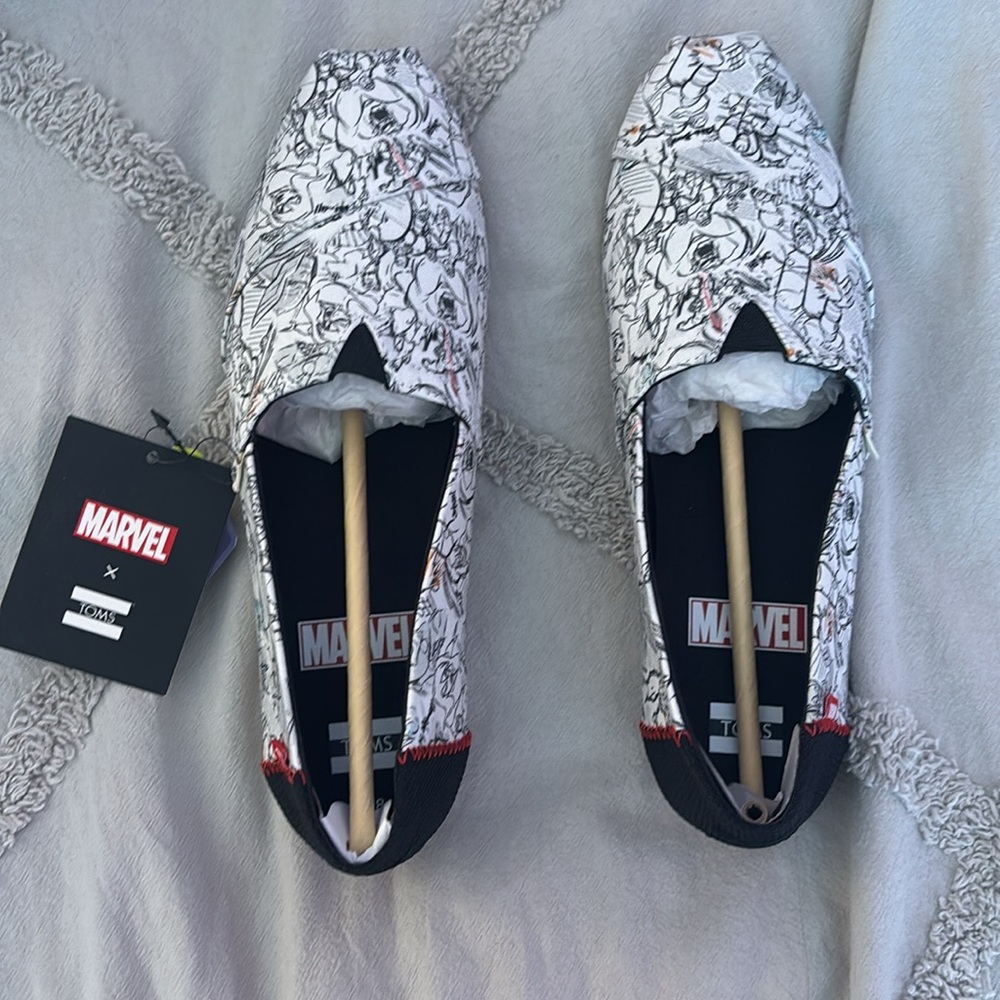 Toms x Marvel Graphic Concept Art Flats